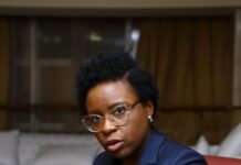 Funcionários públicos com salários antes do Natal